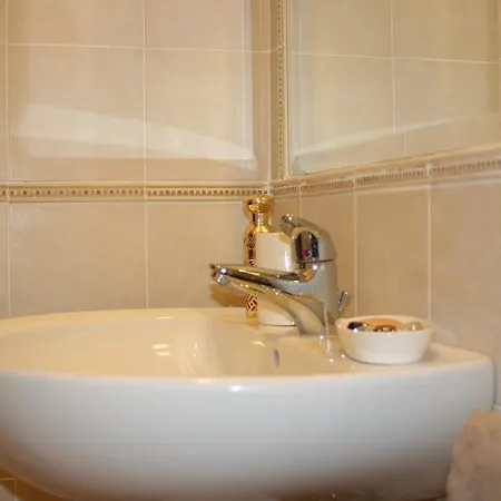 Desiderio Di Πανσιόν 2*